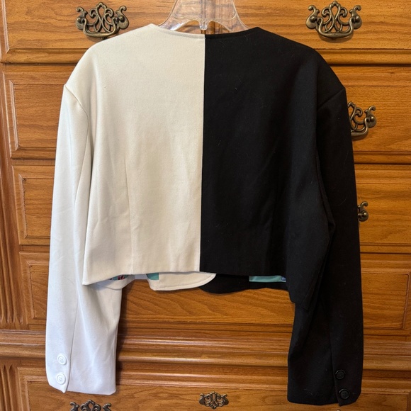 Rare Yin Yang jacket - Fashion Brand Company by Penelope Gazin - Picture 2 of 3